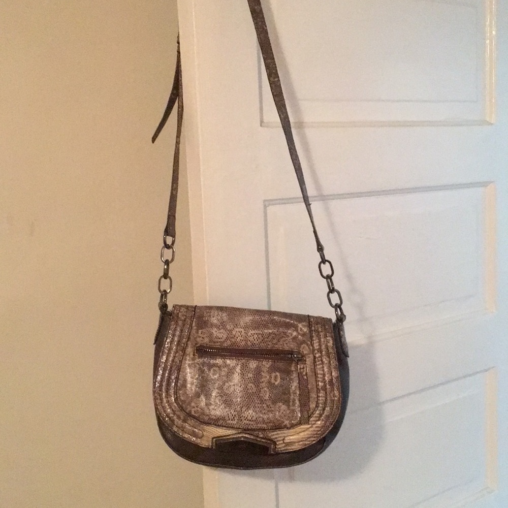 Vera Wang cross body bag